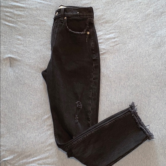 Abercrombie & Fitch Denim - Abercrombie & Fitch Mom Jeans (Size 24/00R)